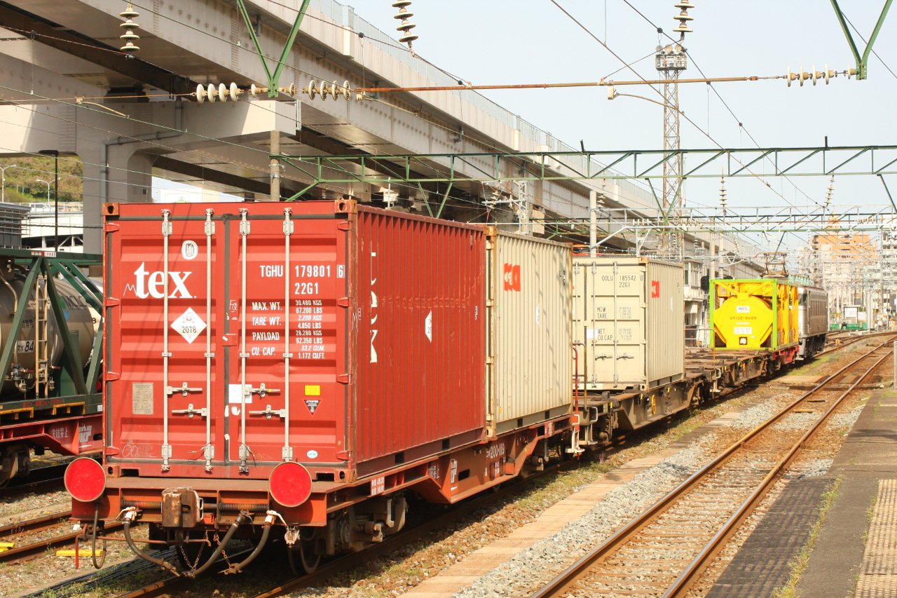 大牟田専貨の積み荷1～海コン～ : 適鉄