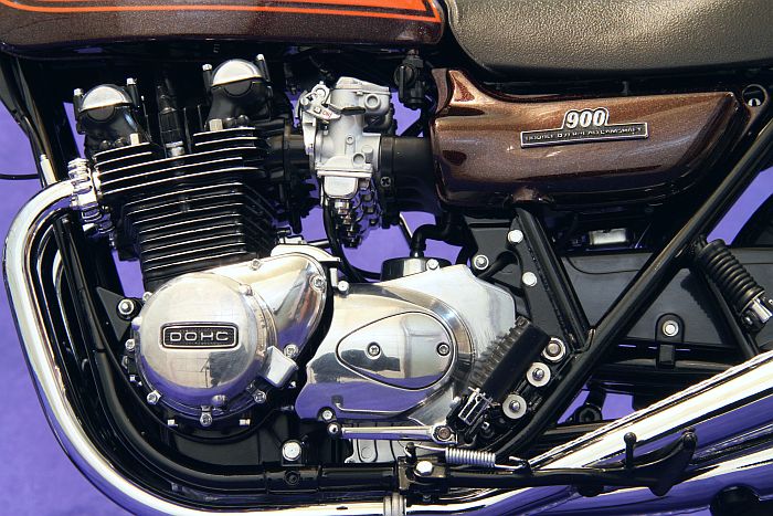 やまと 1/6 ミュージアムモデル KAWASAKI Z1 : やまと 1/6 ミュージアムモデル KAWASAKI Z1 :