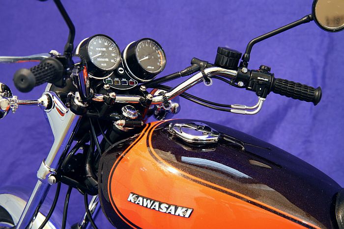 やまと 1/6 ミュージアムモデル KAWASAKI Z1 : やまと 1/6 ミュージアムモデル KAWASAKI Z1 :