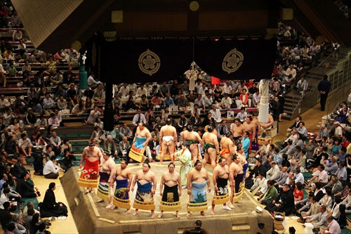 大相撲夏場所観戦に行ってきました！_b0251742_17352625.jpg