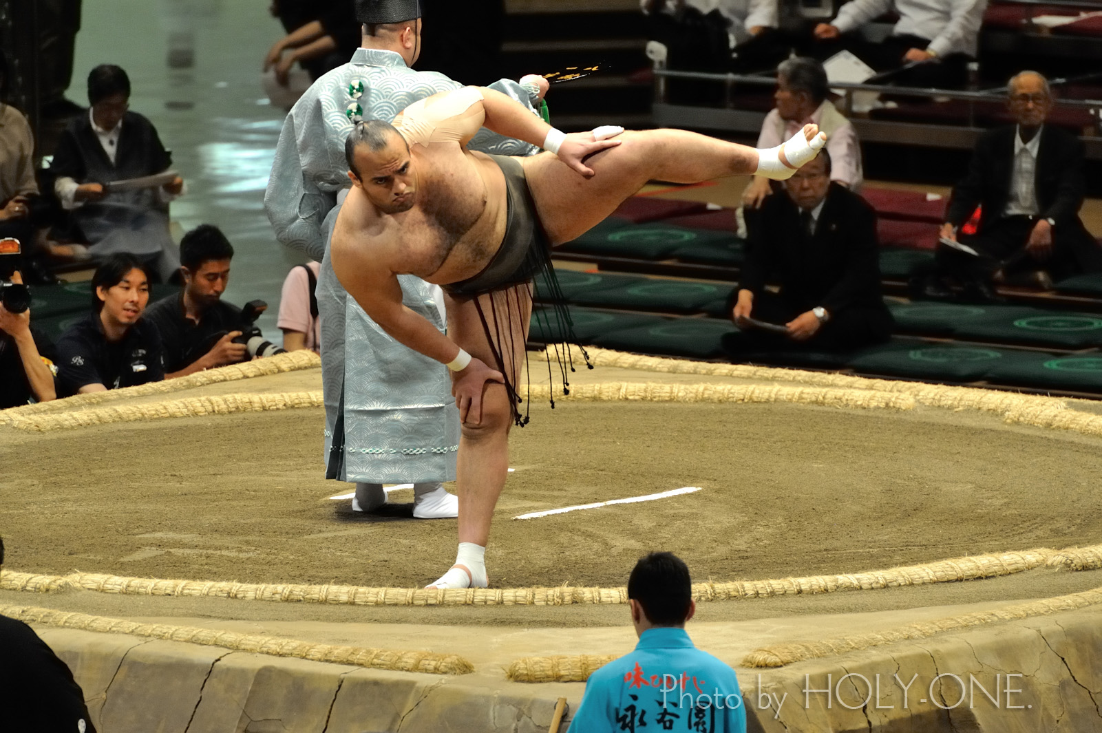 大相撲五月場所　１１日目観戦レポート（大砂嵐VS笹ノ山）_f0278663_2029395.jpg