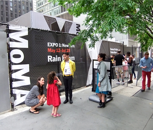 雨もアート?! NY近代美術館でユニークな特別展 Rain Room_b0007805_203727.jpg