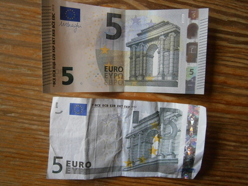 新５ユーロ札ゲット たぬきさんと気ままなドイツ生活