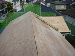 屋根カバー工法のリフォーム_f0140817_9241622.jpg