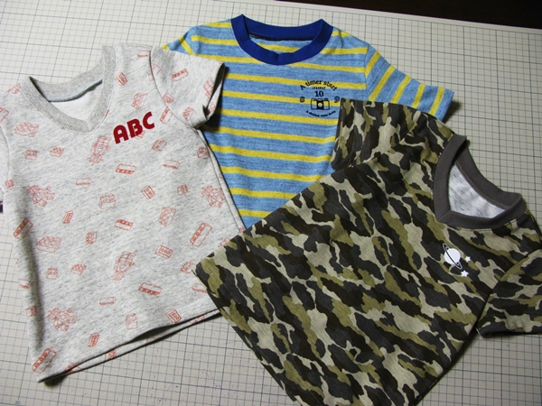 V首TシャツとキッズT_f0129726_22591430.jpg