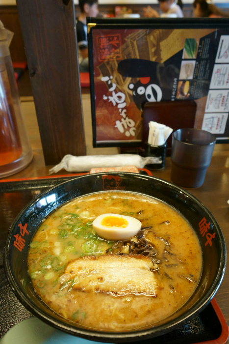 熊本豚骨 味千拉麺 鴨部店_a0077663_17531294.jpg