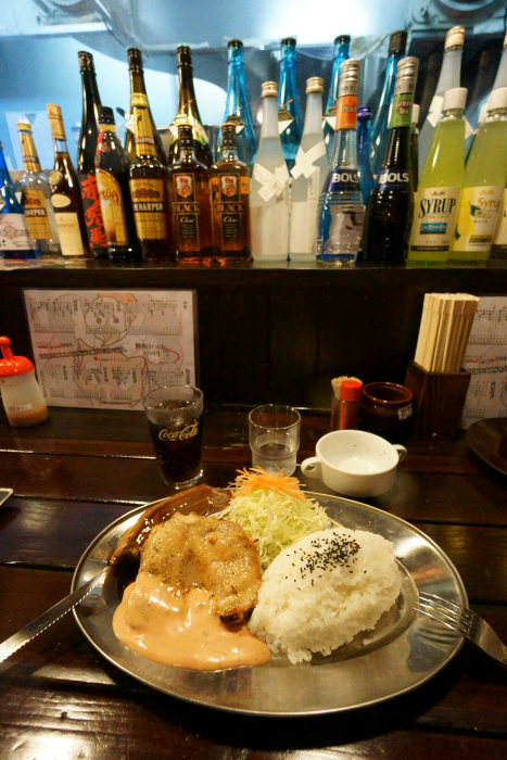 鶏豚酒場 & つる家菓子店_a0077663_72137100.jpg