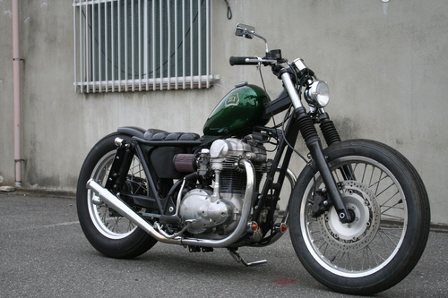W650カスタム H様号ついに完成!_a0164918_17403834.jpg