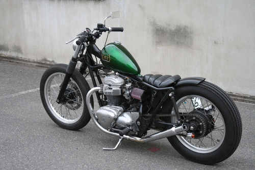 W650カスタム H様号ついに完成!_a0164918_1741832.jpg