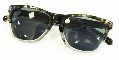 OAKLEY数量完全限定ハンドメードアセテートLX COLLECTION2013年新色FROGSKINS発売開始!_c0003493_1074015.jpg