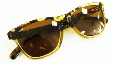 OAKLEY数量完全限定ハンドメードアセテートLX COLLECTION2013年新色FROGSKINS発売開始!_c0003493_1084065.jpg
