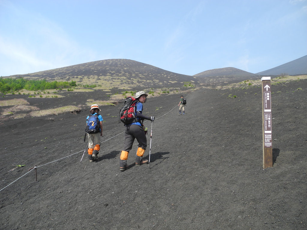 富士御殿場口から双子山お気軽ハイク_a0158802_22494963.jpg