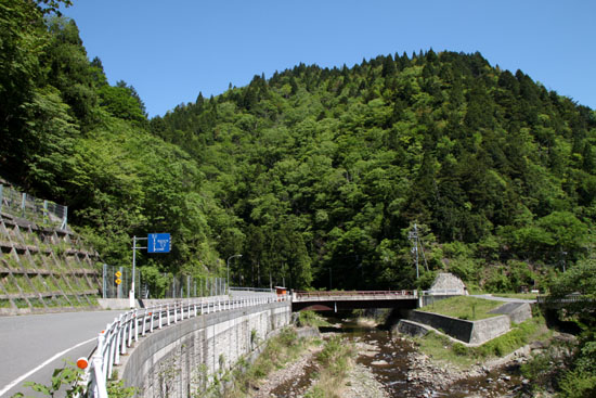 花背 初夏の山里_e0048413_21343365.jpg