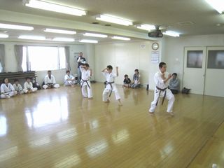 平成25年昇段審査会 激闘10人組手!_c0118332_1774852.jpg