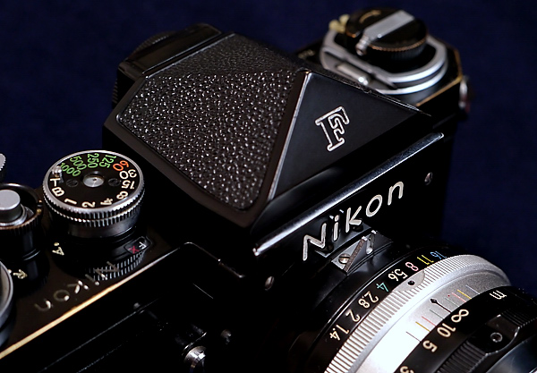 Nikon F : 寫眞機萬年堂 - since 2013 -