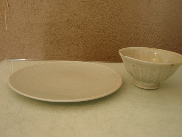 阿南維也さんの磁器皿_b0132442_1462731.jpg