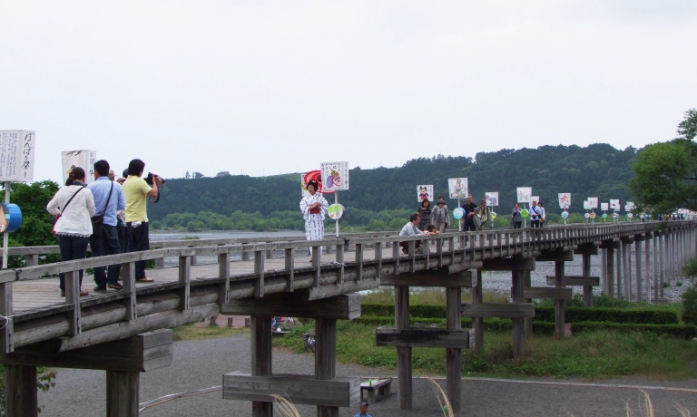 40ストリングス　蓬莱橋ぼんぼり祭りライブ_f0256858_22542290.jpg