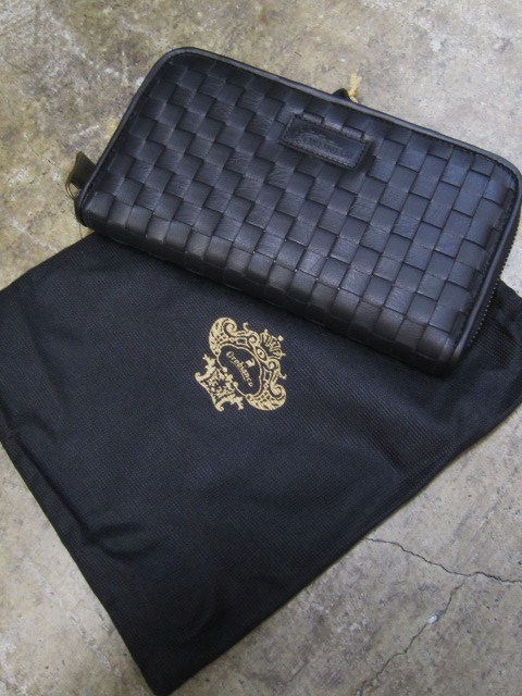 注目！★？　Orobianco ･･･ WOVEN LEATHER LONG WALLET！！_d0152280_19555156.jpg