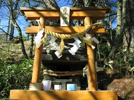 明日27日は高峯神社祭り_e0120896_6505566.jpg