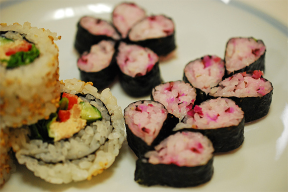 サラダ巻き、藤の花ずし、牛丼_f0207936_21254028.jpg