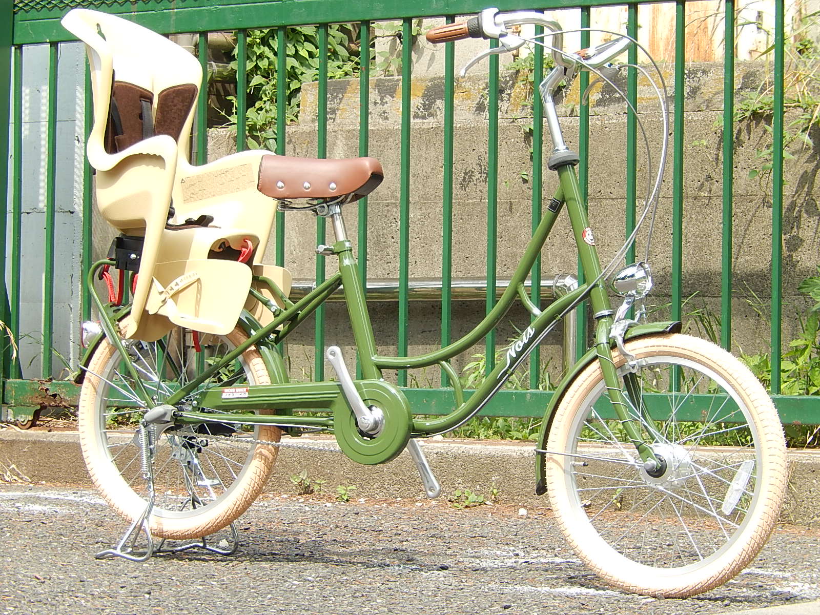 NOiS 新色☆_e0188759_1558029.jpg