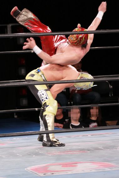 2013・5･19（日）大阪プロレス王座決定戦　IMPホール_a0042864_12395468.jpg