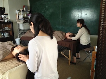 火曜日の実技クラスが始まりました_a0191183_1805680.jpg