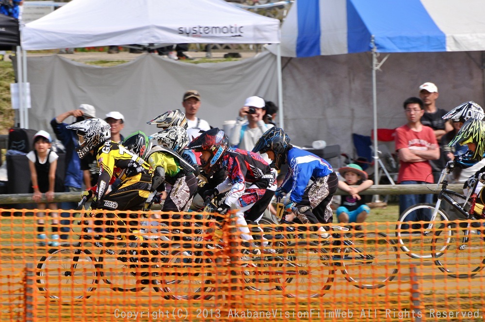 2013 JBMXFジャパンシリーズ 第２戦/ひたちなかVOL4：年齢別クラス決勝その３_b0065730_21273394.jpg