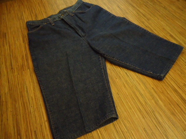 買い付け日記 12_d0176398_237229.jpg