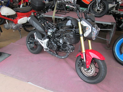 Gromにリヤキャリアを付けてみた 北九州市八幡西区のバイク屋 バイパスホンダ八幡店 山口店長ブログ Gromにリヤキャリアを付けてみた 北九州市八幡西区のバイク屋 バイパスホンダ八幡店 山口店長ブログ