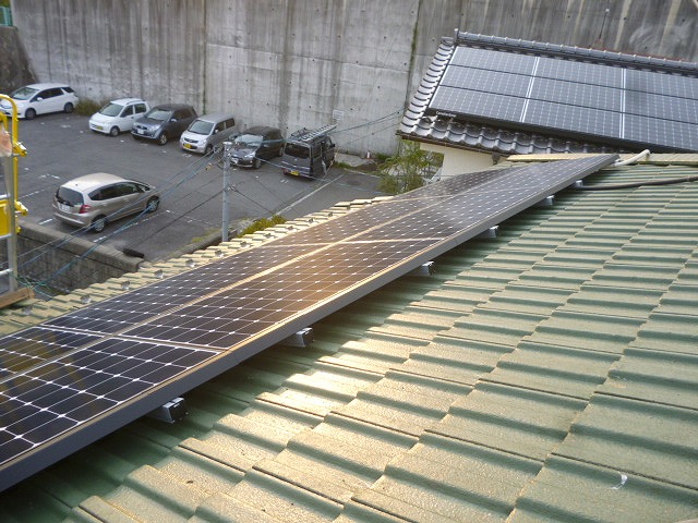 T様邸（佐伯区屋代）太陽光発電システム工事_d0125228_725987.jpg