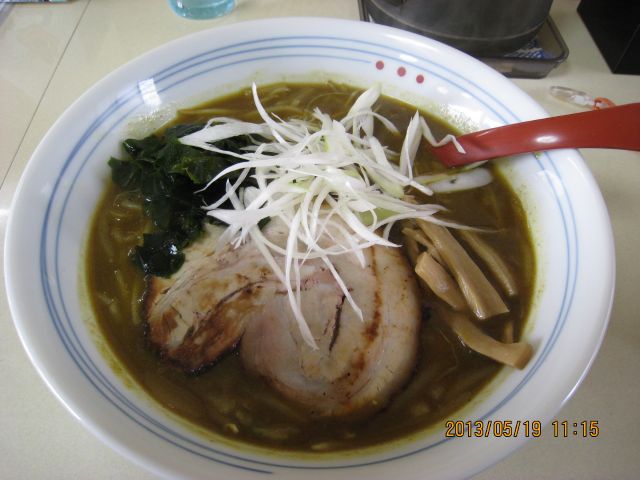 室蘭カレーラーメン「じぇんとる麺」　北郷店_e0274358_6421966.jpg