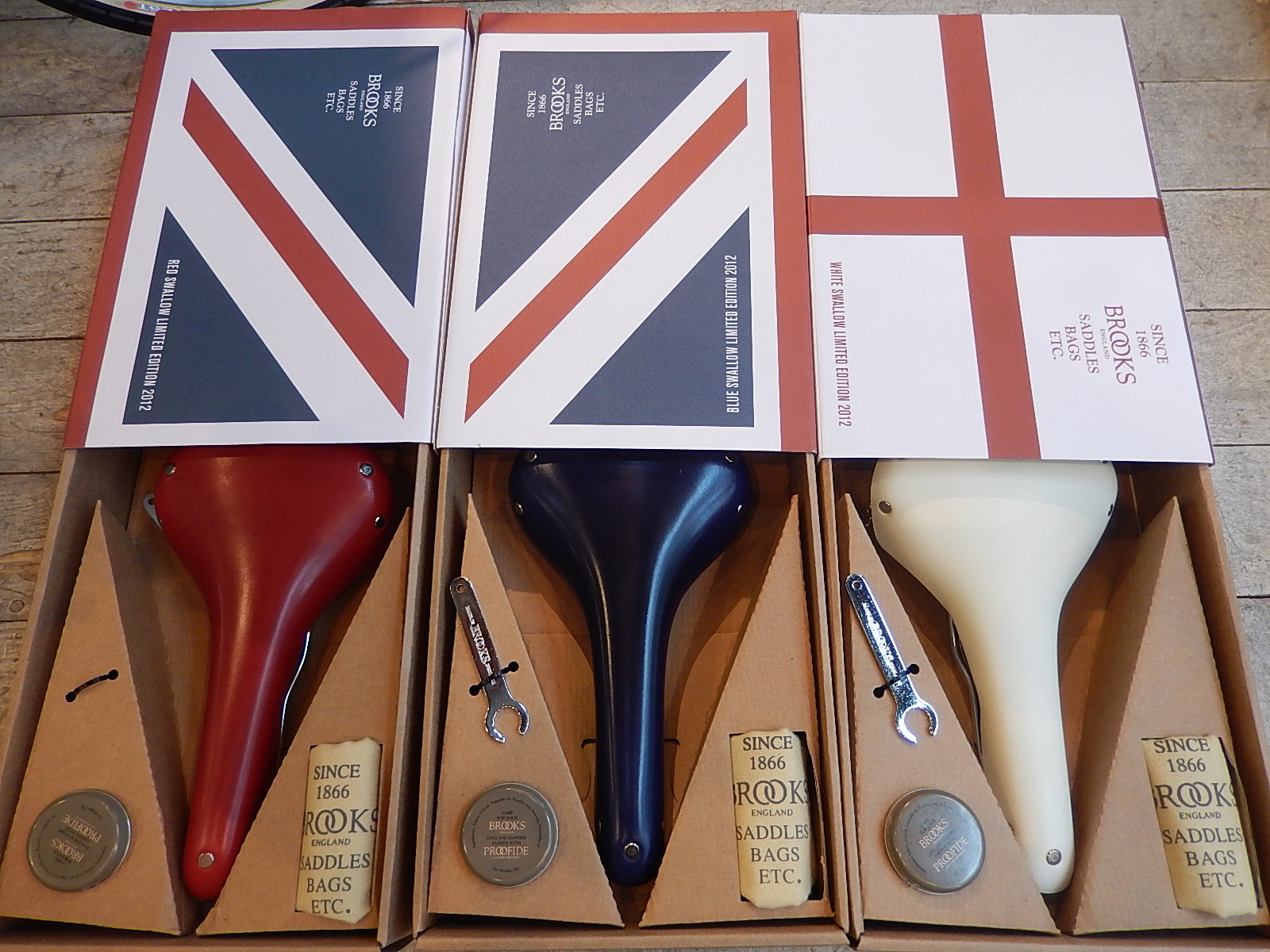 ロンドンオリンピック UNION JACK Limited Edition_e0188759_13173851.jpg