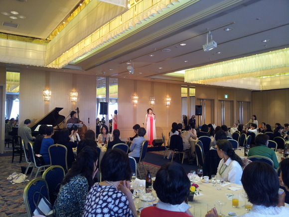 JALスチュワーデスOG会_d0103296_22305959.jpg