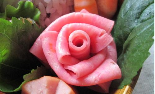 5 31 ハムの薔薇飾りと豚しゃぶ野菜巻きのお弁当 朝ごはん Yuka Sレシピ