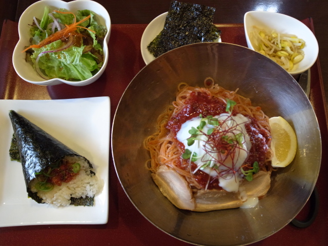 韓さんの家 岡山市北区今 バディあきら 酒場放浪 食べ歩き 山歩き 音楽 ギター 映画にワンコ 時々野良猫 韓さんの家 岡山市北区今 バディあきら 酒場放浪 食べ歩き 山歩き 音楽 ギター 映画にワンコ 時々野良猫