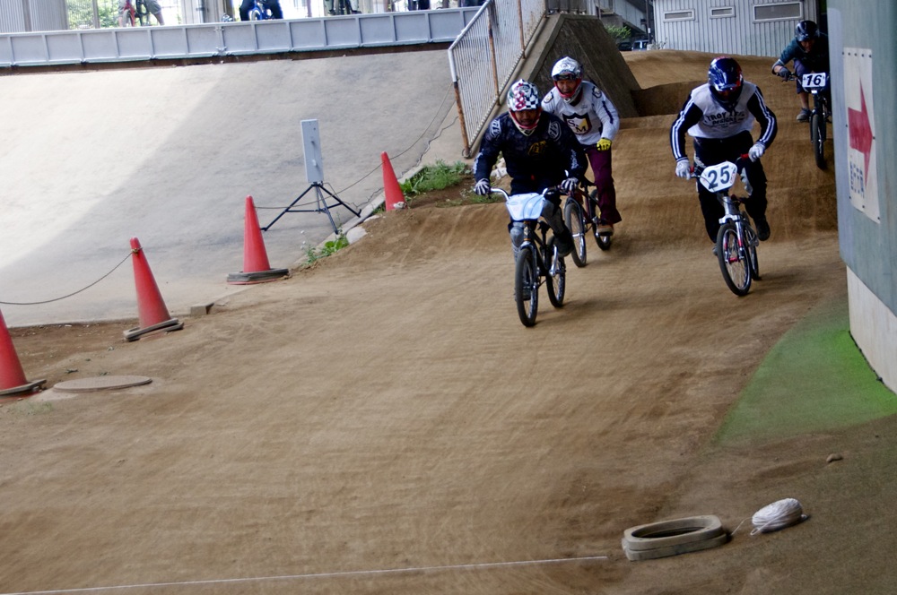 ２０１３JOSF川口ゴリラ公園６月定期戦VOL1：３０オーバー、マスターズ決勝　動画あり_b0065730_21491584.jpg