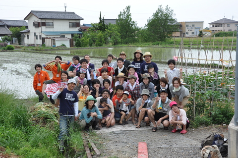2013田植えイベント開催されました!_a0156857_22532670.jpg