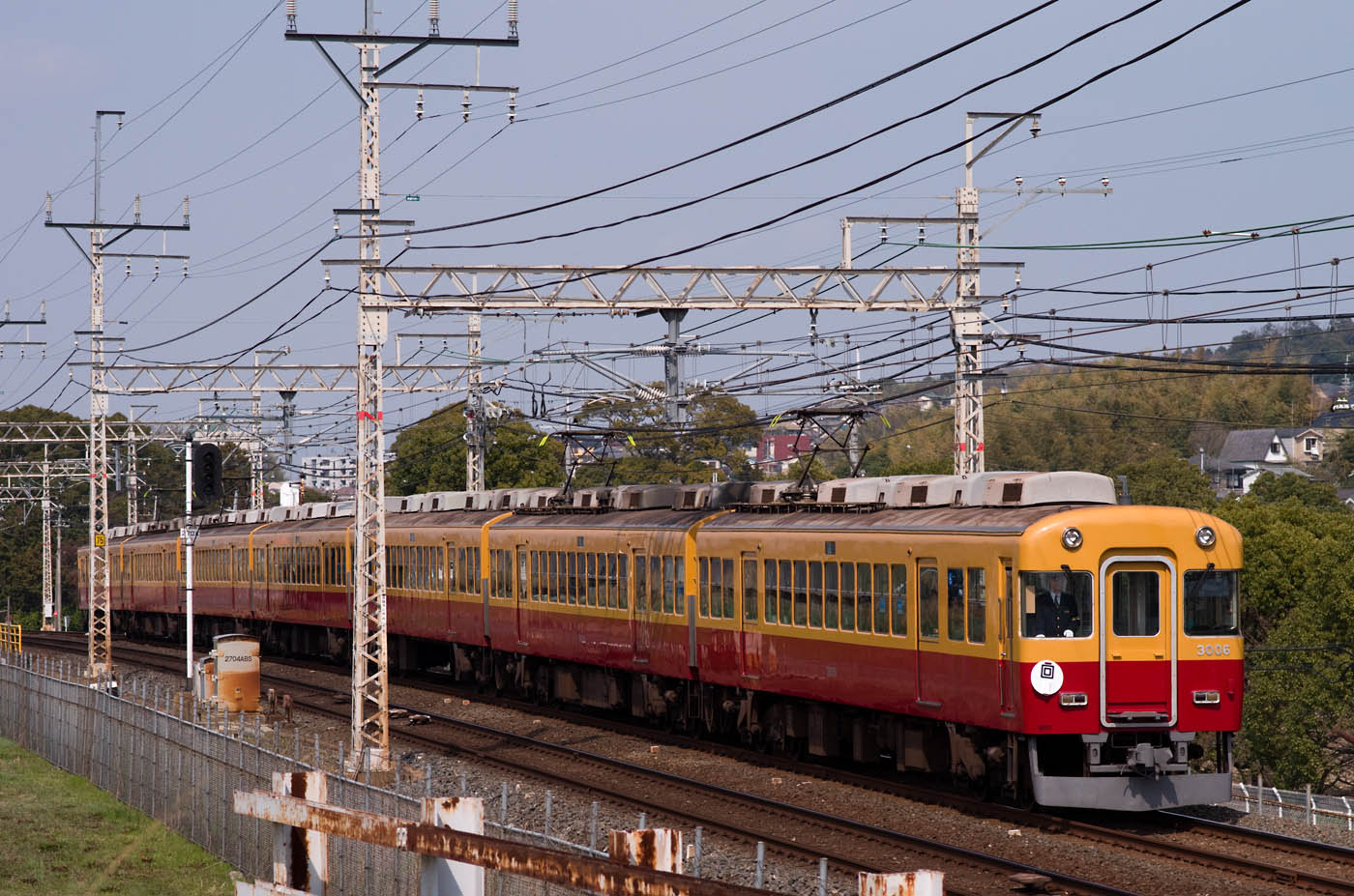京阪旧3000系、引退記念の特別運行_e0070773_2112533.jpg