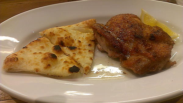 NAPOLIMANIA2号店「Osteria & Bar Gino」へ_a0000006_23165166.jpg