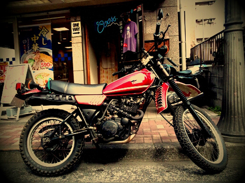 YAMAHA XT250_a0109830_15243753.jpg