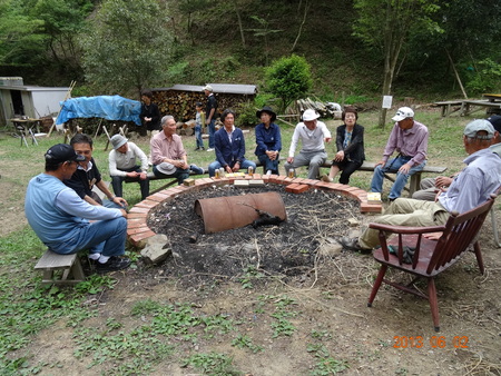 孝子地区住民との交流会　　in　　孝子の森_c0108460_25296.jpg