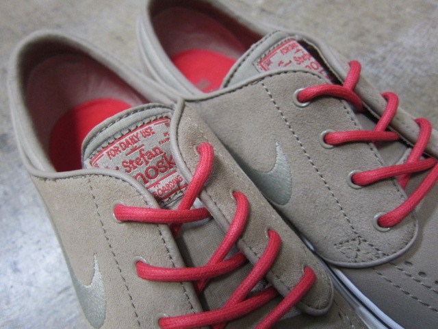 久々の海外NIKE です。。。SNEAKER です。。。Zoom Stefan Janoski_d0152280_11256.jpg