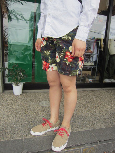 久々の海外NIKE です。。。SNEAKER です。。。Zoom Stefan Janoski_d0152280_125593.jpg
