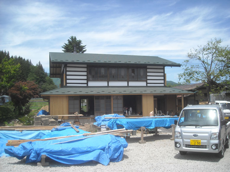 光輪寺・薬師堂（朝日村）_c0085508_625756.jpg