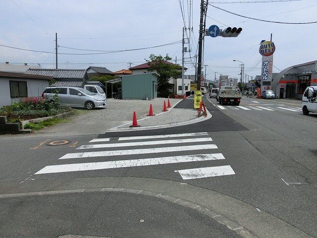 荒田島（吉原）の旧国道1号歩道整備工事が間もなく完成！_f0141310_73426.jpg