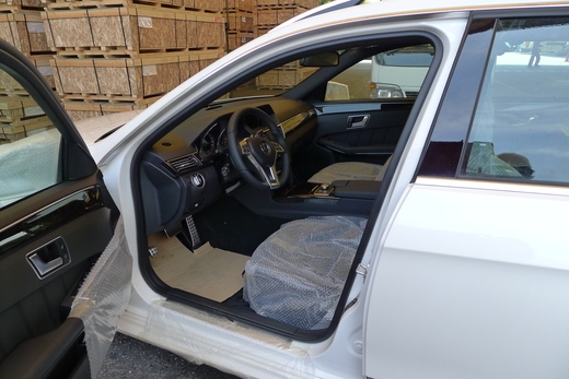 久しぶりの新車。_a0129711_17543949.jpg