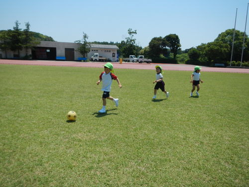 春野へサッカー体験をしました!!(年中)_c0194522_1817539.jpg