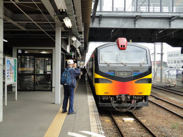 鉄道の旅２０００キロ　　東北編_f0065327_1728418.jpg