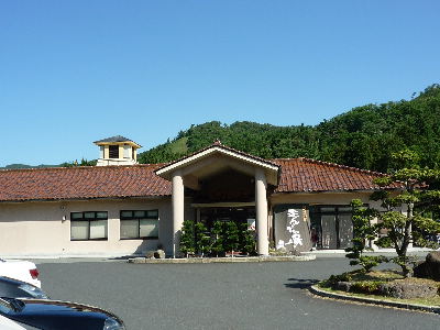 b0165358_0465100.jpg